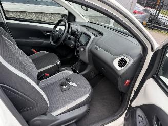 Toyota Aygo 1.0 VVT-i x-joy picture 21