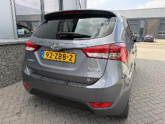 Hyundai Ix20 1.6 i-Catcher Automaat picture 7