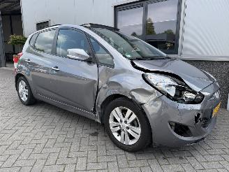 Hyundai Ix20 1.6 i-Catcher Automaat picture 2
