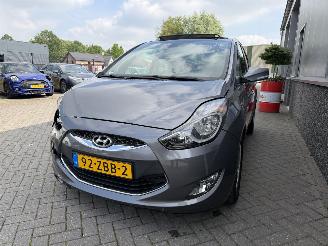 Hyundai Ix20 1.6 i-Catcher Automaat picture 12