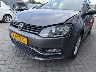 Volkswagen Polo 1.2 TSI Comfortline Connected Series picture 17