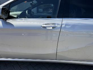 Mercedes B-klasse 180 d Ambition picture 41
