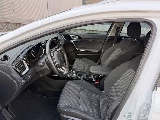 Kia Ceed 1.6 GDI PHEV DynamicLine Plug-in Sportswagon picture 26