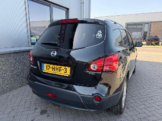 Nissan Qashqai+2 2.0 Tekna picture 30