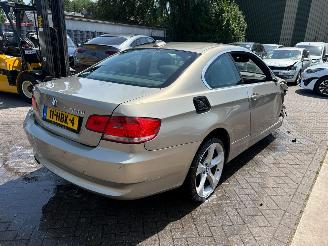 BMW 3-serie 330i High Executive Coupe picture 14