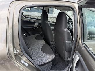 Toyota Aygo 1.0 VVT-i Aspiration picture 11