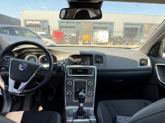 Volvo S-60 1.6 T4 Momentum picture 36
