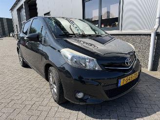 Schadeauto Toyota Yaris 1.3 VVT-i Aspiration 2014/4