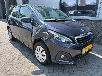 Voiture accidenté Peugeot 108 1.0 e-VTi Active 2015/8