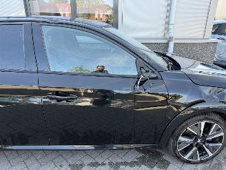 Peugeot 208 1.2 PureTech GT picture 15