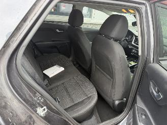 Kia Stonic 1.0 T-GDi DynamicPlusLine picture 31