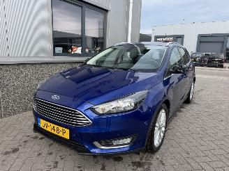 Ford Focus 1.0 Titanium picture 24