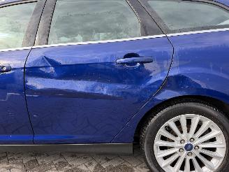 Ford Focus 1.0 Titanium picture 32