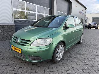 krockskadad bil auto Volkswagen Golf plus 2.0 TDI Sportline Business Automaat. 2007/4