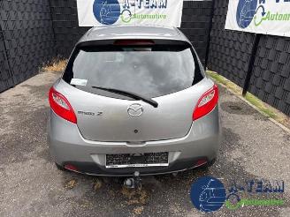 Mazda 2 2 (DE), Hatchback, 2007 / 2015 1.3 16V MZR picture 2