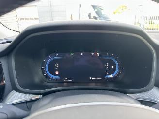 Volvo V-60 2.0 B3 Essential Edition picture 13