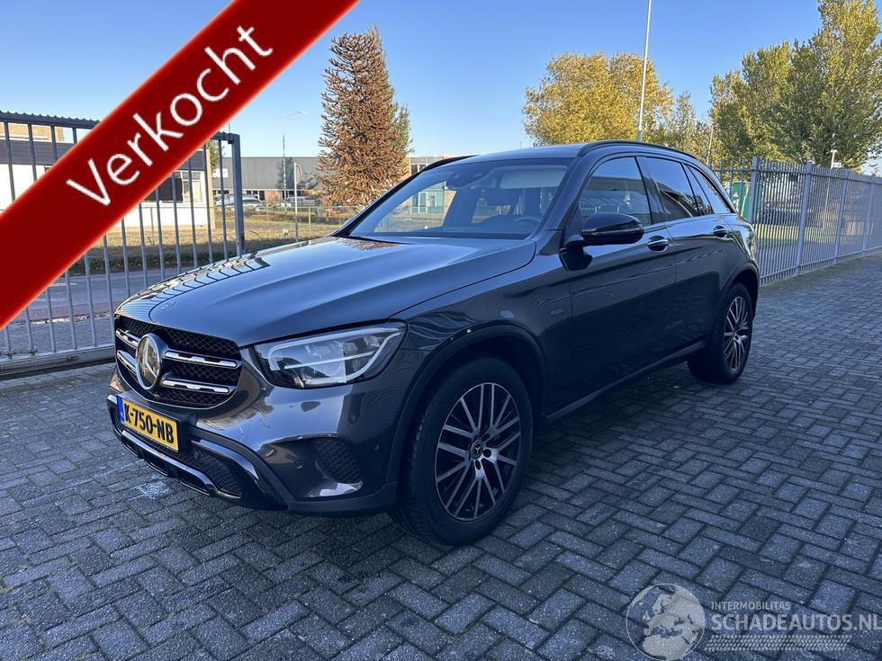 Mercedes GLC 300e 4MATIC Business Solution AMG