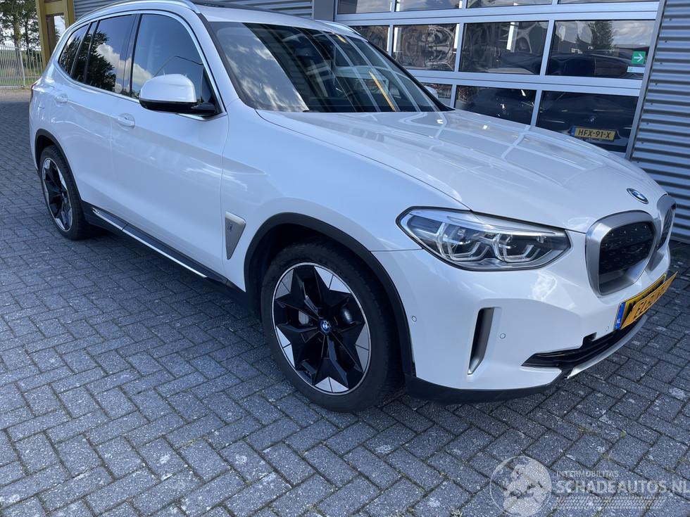 BMW iX3 High Executive 80 kWh