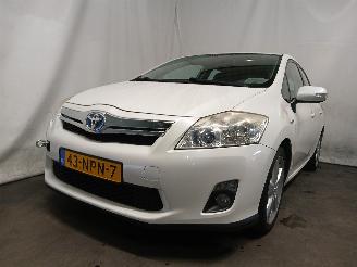 Damaged car Toyota Auris Auris (E15) Hatchback 1.8 16V HSD Full Hybrid (2ZRFXE) [100kW]  (09-20=
10/09-2012) 2010/11