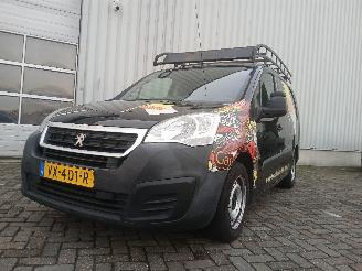Damaged car Peugeot Partner Partner (GC/GF/GG/GJ/GK) Van 1.6 BlueHDi 100 (DV6FD(BHY)) [73kW]  (04-=
2015/12-2018) 2016/6