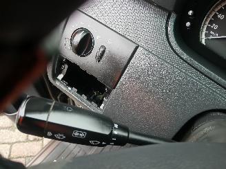 Mercedes Vito Vito (639.6) Van 2.2 113 CDI 16V Euro 5 (OM651.940) [100kW]  (09-2010/=
=2E..) picture 13