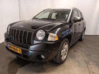 Vaurioauto  passenger cars Jeep Compass Compass I (MK49) SUV 2.4 16V 4x4 (ERZ) [125kW]  (09-2006/12-2016) 2009/1