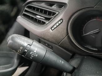 Citroën C3 C3 (SC) Hatchback 5-drs 1.6 BlueHDI 100 (DV6FD(BHY)) [73kW]  (07-2014/=
01-2017) picture 13