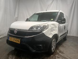 krockskadad bil auto Fiat Doblo Doblo Cargo (263) Van 1.3 D Multijet (263.A.6000) [55kW]  (11-2013/12-=
2023) 2016/9