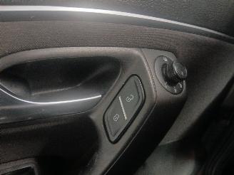 Volkswagen Polo Polo V (6R) Hatchback 1.4 TDI 12V 90 (CUSB(Euro 6)) [66kW]  (02-2014/1=
0-2017) picture 13