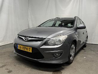 damaged passenger cars Hyundai I-30 i30 Crosswagon (WWH) Combi 1.4 CVVT 16V (G4FA) [80kW]  (11-2009/06-201=
2) 2012/6