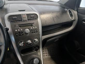 Opel Agila Agila (B) MPV 1.0 12V (K10B(Euro 4; Euro 5)) [48kW]  (04-2008/06-2011)= picture 16