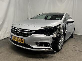 Schadeauto Opel Astra Astra K Hatchback 5-drs 1.6 CDTI 110 16V (B16DTU) [81kW]  (06-2015/12-=
2022) 2018/7