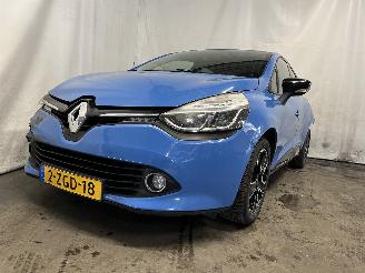 Voiture accidenté Renault Clio Clio IV (5R) Hatchback 5-drs 1.5 Energy dCi 90 FAP (K9K-639) [66kW]  (=
11-2012/08-2021) 2015/1