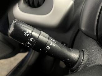 Citroën C1 C1 Hatchback 1.0 Vti 68 12V (1KR-FE(CFB)) [51kW]  (04-2014/04-2018) picture 19