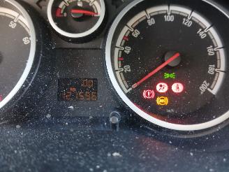 Opel Corsa Corsa D Hatchback 1.2 16V (A12XER(Euro 5)) [63kW]  (12-2009/08-2014) picture 2