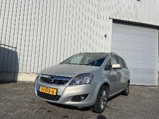 skadebil auto Opel Zafira Zafira (M75) MPV 1.6 16V (A16XER(Euro 5)) [85kW]  (01-2008/04-2015) 2011/11