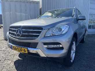Coche accidentado Mercedes ML ML III (166) SUV 2.1 ML-250 CDI 16V BlueTEC 4-Matic (OM651.960) [150kW=
]  (06-2011/12-2015) 2012/2