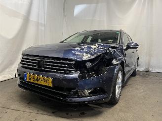 Damaged car Volkswagen Passat Passat Variant (3G5) Combi 2.0 TDI 16V 150 (CRLB) [110kW]  (11-2014/03=
-2024) 2015/2