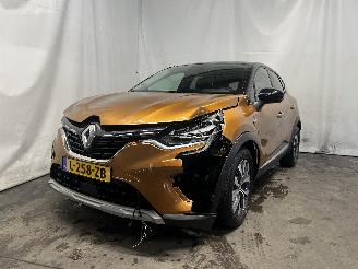Unfallwagen Renault Captur Captur II (RJB) SUV 1.0 TCe 90 12V (H4D-470(H4D-E4)) [67kW]  (09-2020/=
=2E..) 2021/6