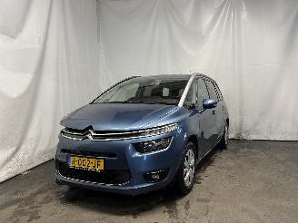 Unfallwagen Citroën C4 C4 Grand Picasso (3A) MPV 1.2 12V PureTech 130 (EB2DTS(HNY)) [96kW]  (=
04-2014/03-2018) 2015/4