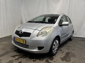 Schadeauto Toyota Yaris Yaris II (P9) Hatchback 1.3 16V VVT-i (2SZFE) [64kW]  (08-2005/11-2010=
) 2006/3