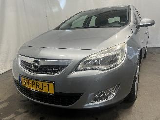 Coche accidentado Opel Astra Astra J (PC6/PD6/PE6/PF6) Hatchback 5-drs 1.4 Turbo 16V (A14NET(Euro 5=
)) [103kW]  (12-2009/10-2015) 2011/3