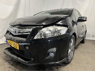 damaged passenger cars Toyota Auris Auris (E15) Hatchback 1.8 16V HSD Full Hybrid (2ZRFXE) [100kW]  (09-20=
10/09-2012) 2011/6