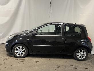 Renault Twingo Twingo II (CN) Hatchback 3-drs 1.2 (D7F-800(Euro 4)) [43kW]  (03-2007/=
09-2014) picture 3