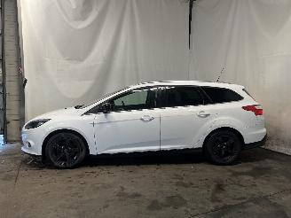 Ford Focus Focus 3 Wagon Combi 1.0 Ti-VCT EcoBoost 12V 125 (M1DA(Euro 5)) [92kW] =
 (02-2012/05-2018) picture 4