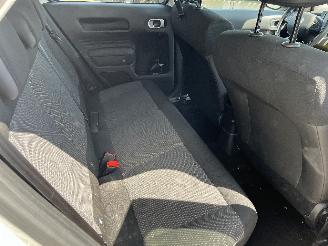 Citroën C4 C4 Cactus (0B/0P) Hatchback 5-drs 1.2 PureTech 82 12V (EB2F(HMZ)) [60k=
W]  (09-2014/...) picture 9