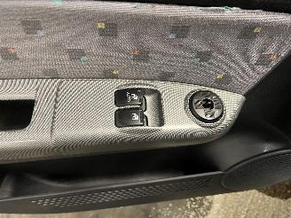 Hyundai Getz Getz Hatchback 1.6i 16V (G4ED) [77kW]  (09-2002/09-2005) picture 19