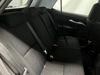 Toyota Auris Auris (E15) Hatchback 1.6 Dual VVT-i 16V (1ZRFE) [91kW]  (03-2007/09-2=
012) picture 17