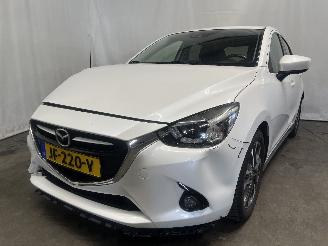 Schadeauto Mazda 2 2 (DJ/DL) Hatchback 1.5 SkyActiv-G 90 (P5Y8) [66kW]  (08-2014/11-2017)= 2016/3