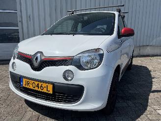 škoda osobní automobily Renault Twingo Twingo III (AH) Hatchback 5-drs 1.0 SCe 70 12V (H4D-400(H4D-A4)) [52kW=
]  (09-2014/04-2019) 2016/6